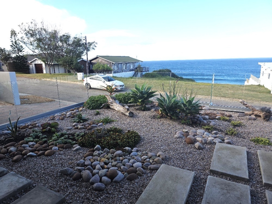 3 Bedroom Property for Sale in Dana Bay Western Cape